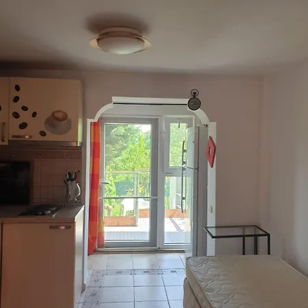 Vilă Джулия